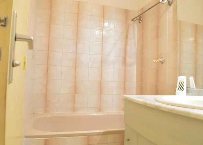 Sp720-010 Maison 4 Pieces Pierre La Villa *